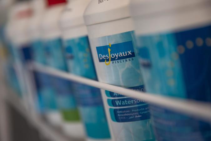 Bazénová chemie Desjoyaux v sypkém stavu